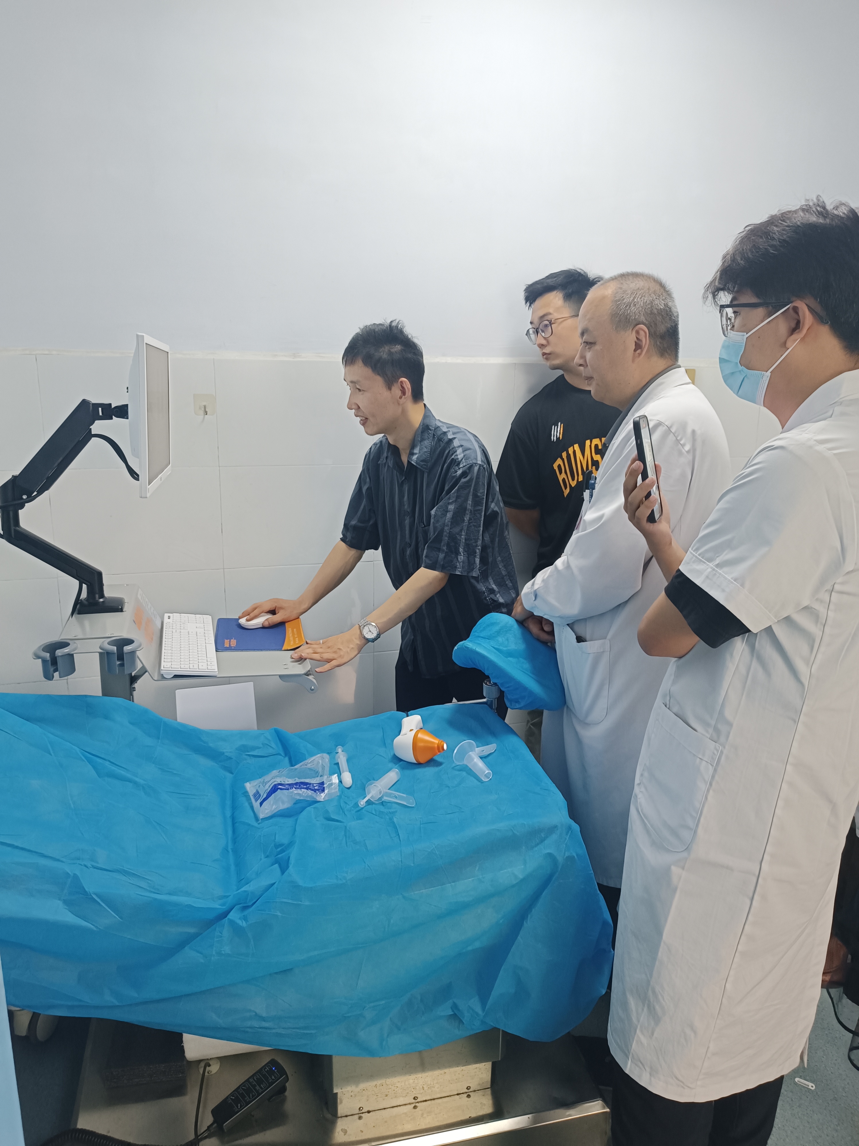 【大豆醫療】河南省鄭州市某醫院肛腸檢查系統DD-200型裝機培訓